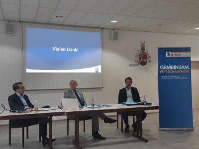 Sascha Mämecke, Vorsitzender der CDU Schaafheim, Lutz Köhler, Erster Kreisbeigeordneter, Daniel Rauschenberger, Bürgermeister Schaafheim v.l.n.r.